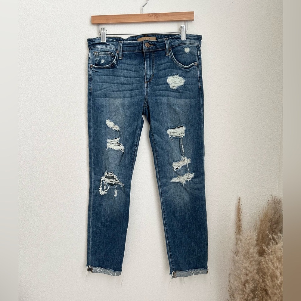 Joe’s Jeans Slim Boyfriend Distressed Jeans Size 27